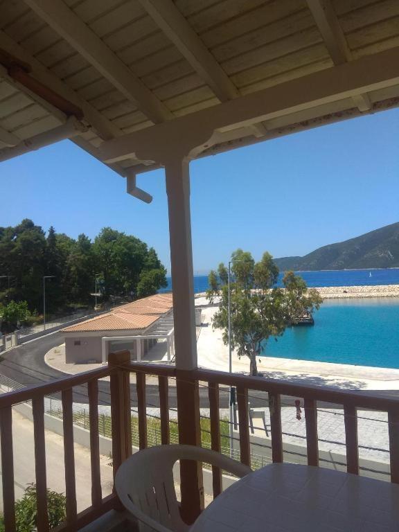 Kostas Studios II Vasiliki  Bagian luar foto